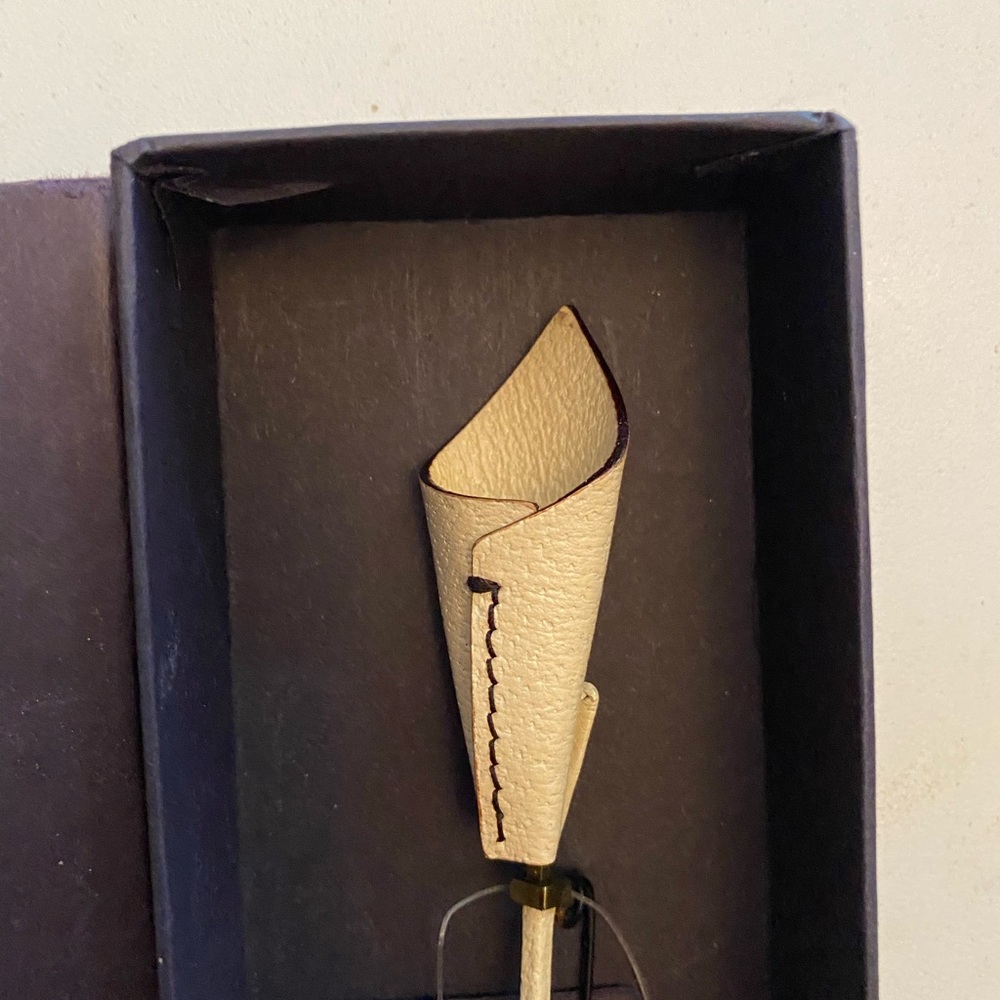 PRADA NWT LEATHER FLOWER PIN BROOCH